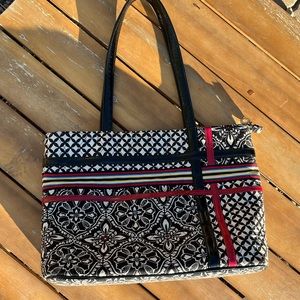 Vera Bradley medium sized tote